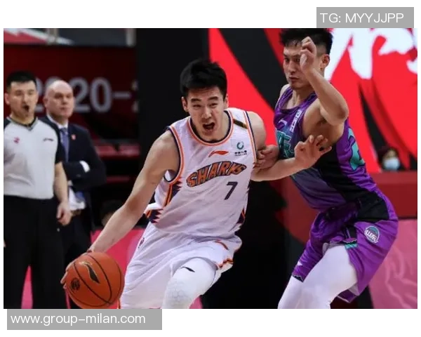 郭昊文表现出色尽管球队失利11投7中三分球命中率高达75砍下22分3篮板3助攻