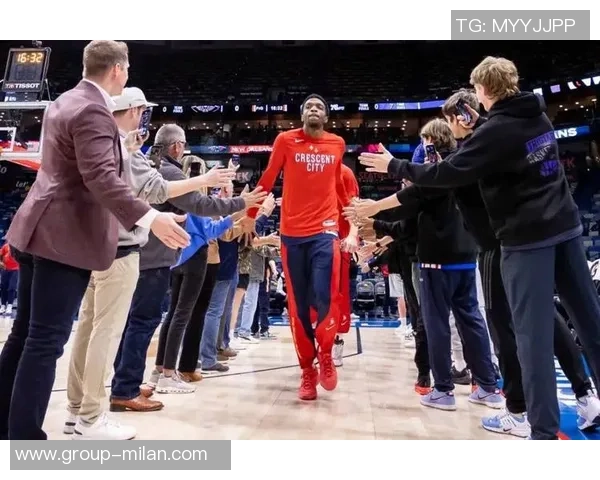 琼斯与墨菲频繁接到询价电话鹈鹕上赛季全拒绝如今局势难以预测 琼斯与墨菲频繁接到询价电话鹈鹕上赛季全拒绝如今局势难以预测