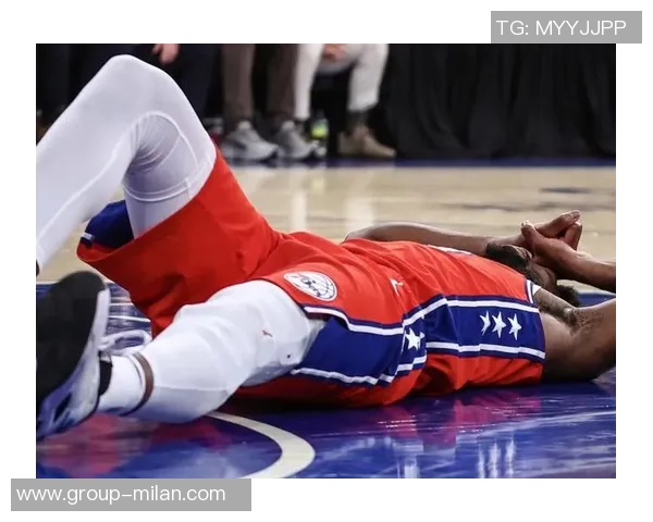 恩比德膝盖疼痛持续每日观察状态复出在望球迷期待重返赛场